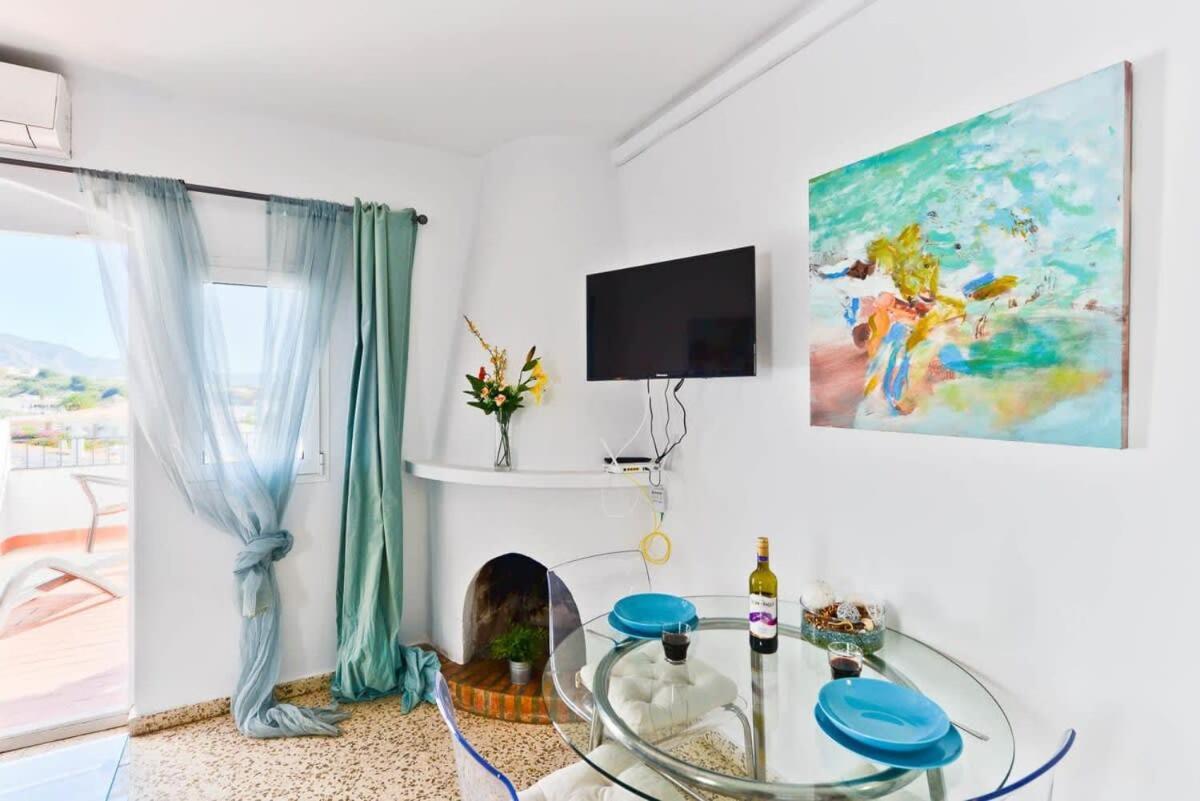 Capistrano Pueblo Apartment Nerja Bagian luar foto